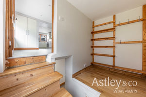 entrance - click for photo gallery